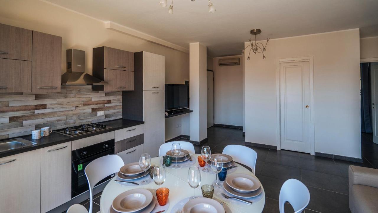 Dei Mille 31 B Apartman Albenga Kültér fotó