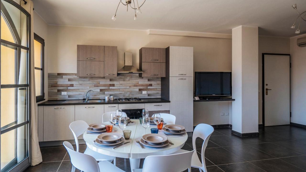 Dei Mille 31 B Apartman Albenga Kültér fotó