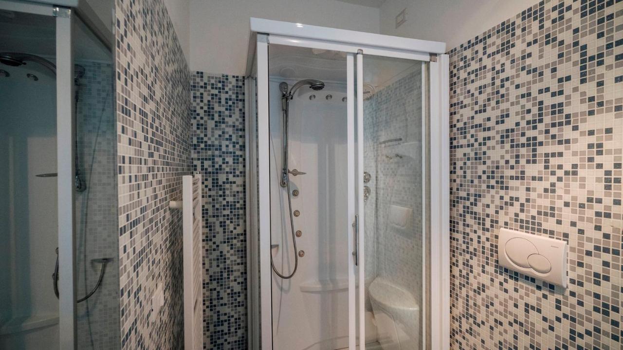 Dei Mille 31 B Apartman Albenga Kültér fotó