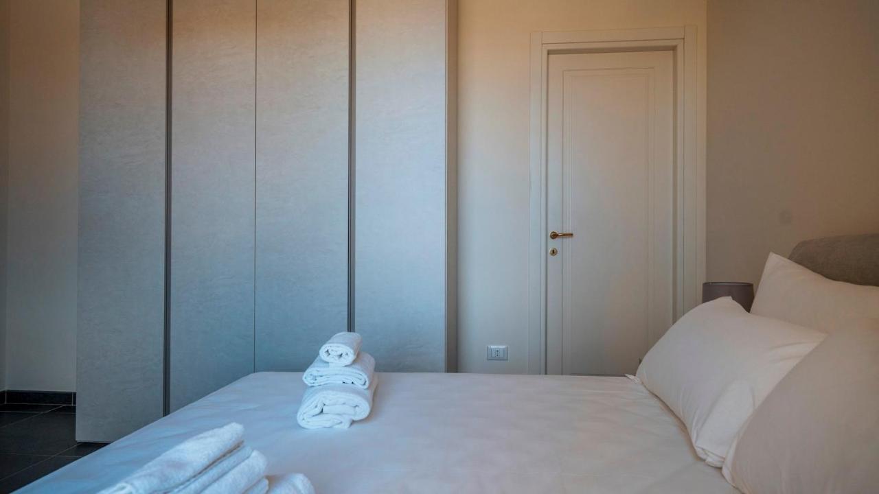 Dei Mille 31 B Apartman Albenga Kültér fotó