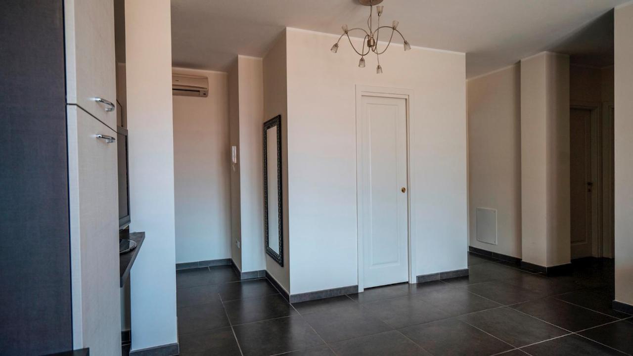 Dei Mille 31 B Apartman Albenga Kültér fotó