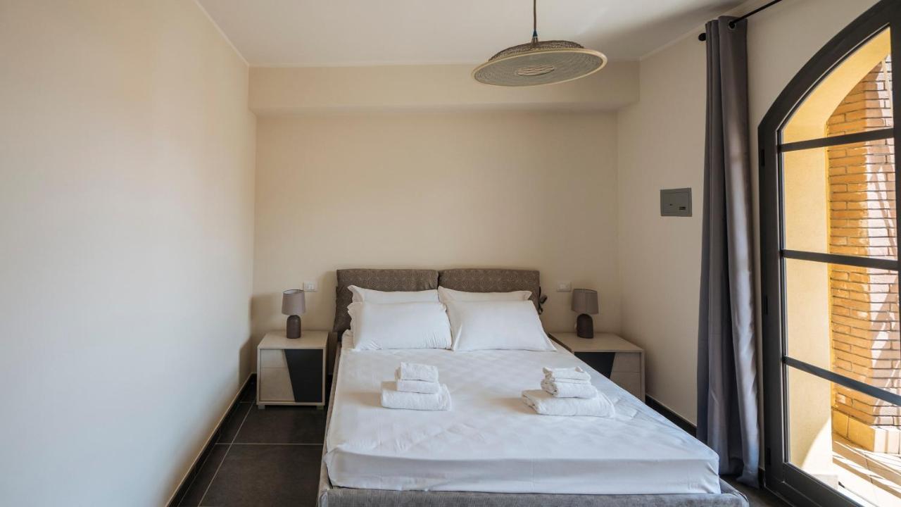 Dei Mille 31 B Apartman Albenga Kültér fotó