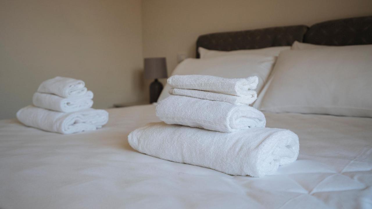 Dei Mille 31 B Apartman Albenga Kültér fotó