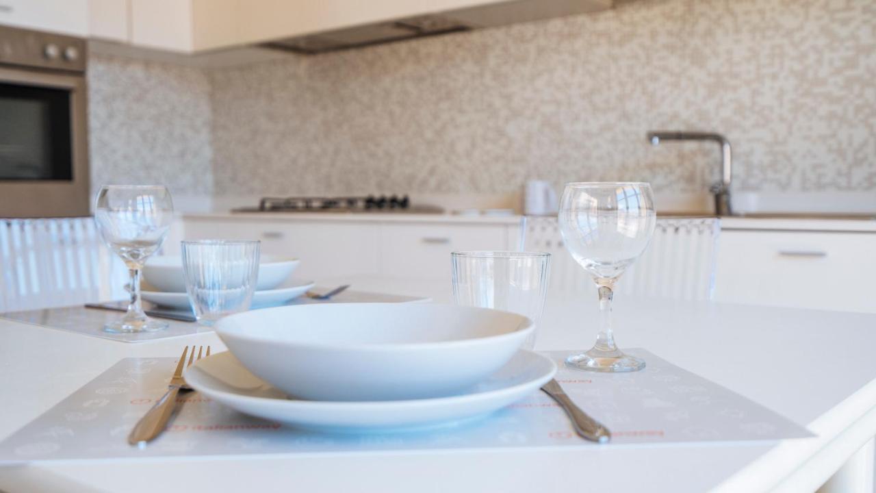 Dei Mille 31 B Apartman Albenga Kültér fotó