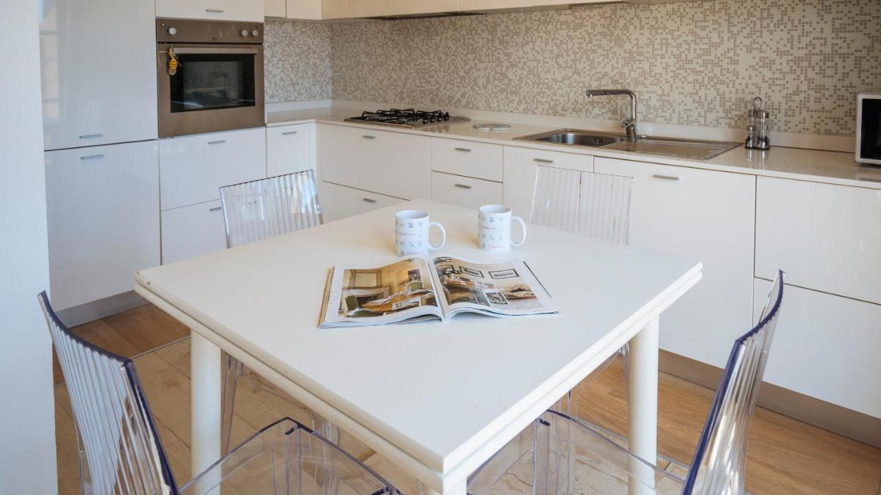Dei Mille 31 B Apartman Albenga Kültér fotó