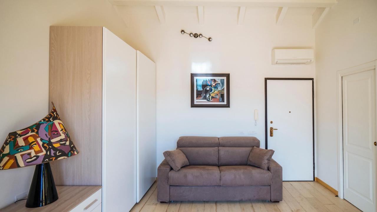 Dei Mille 31 B Apartman Albenga Kültér fotó